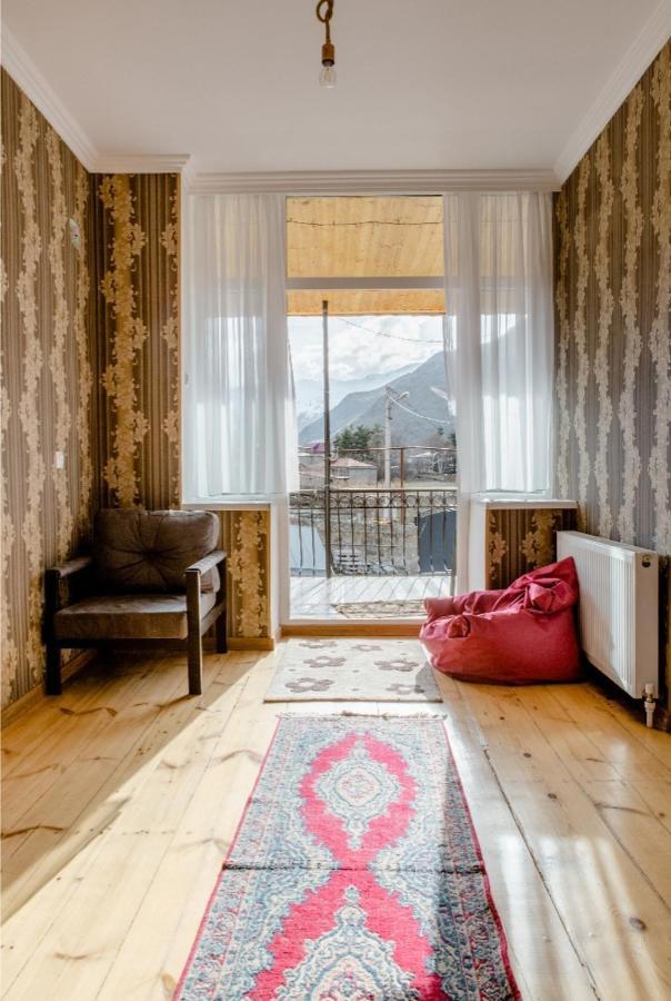 Cozy Hotel Kazbegi Esterno foto